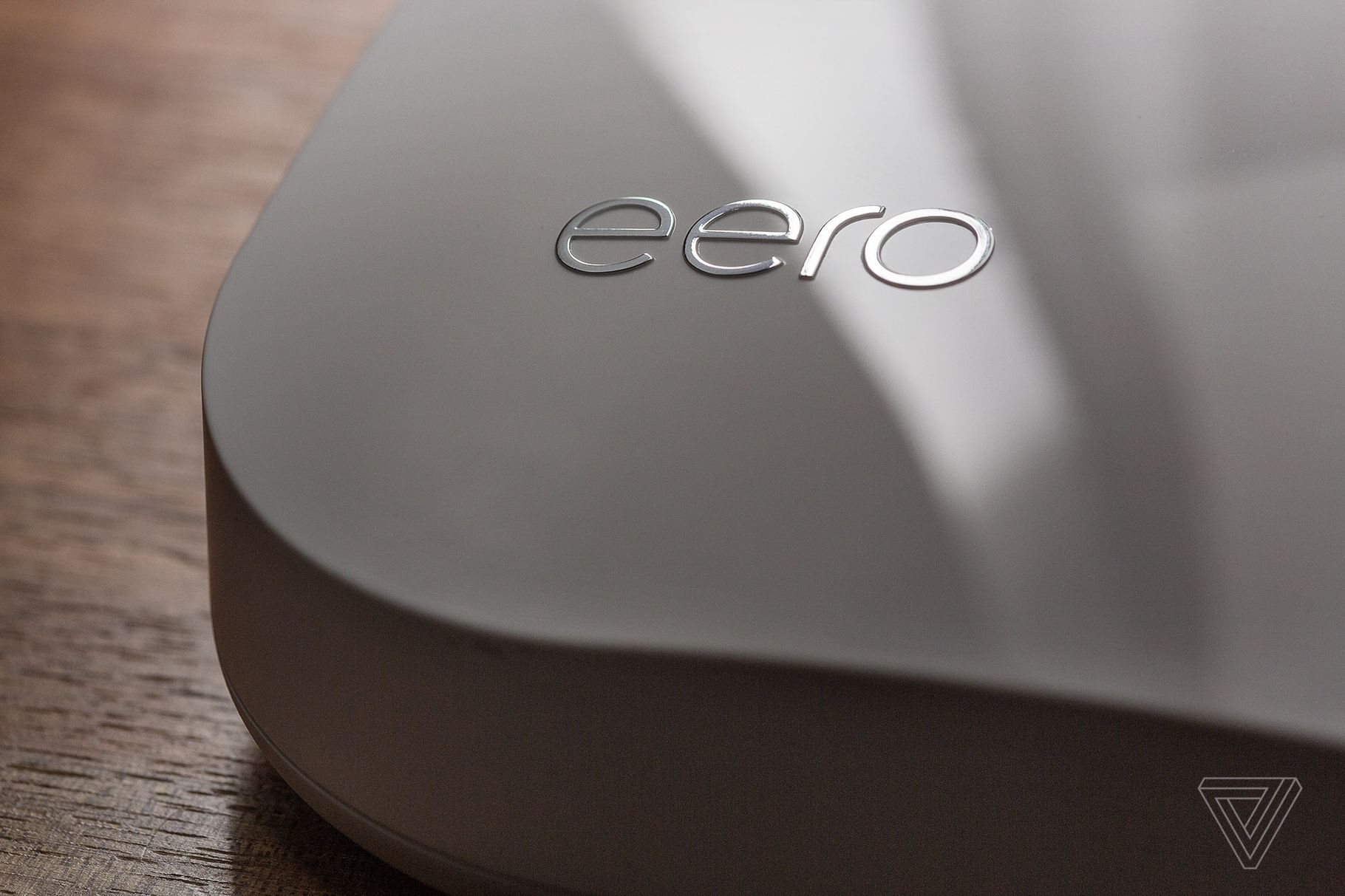 Apple is now selling Amazon’s Eero mesh routers on its website