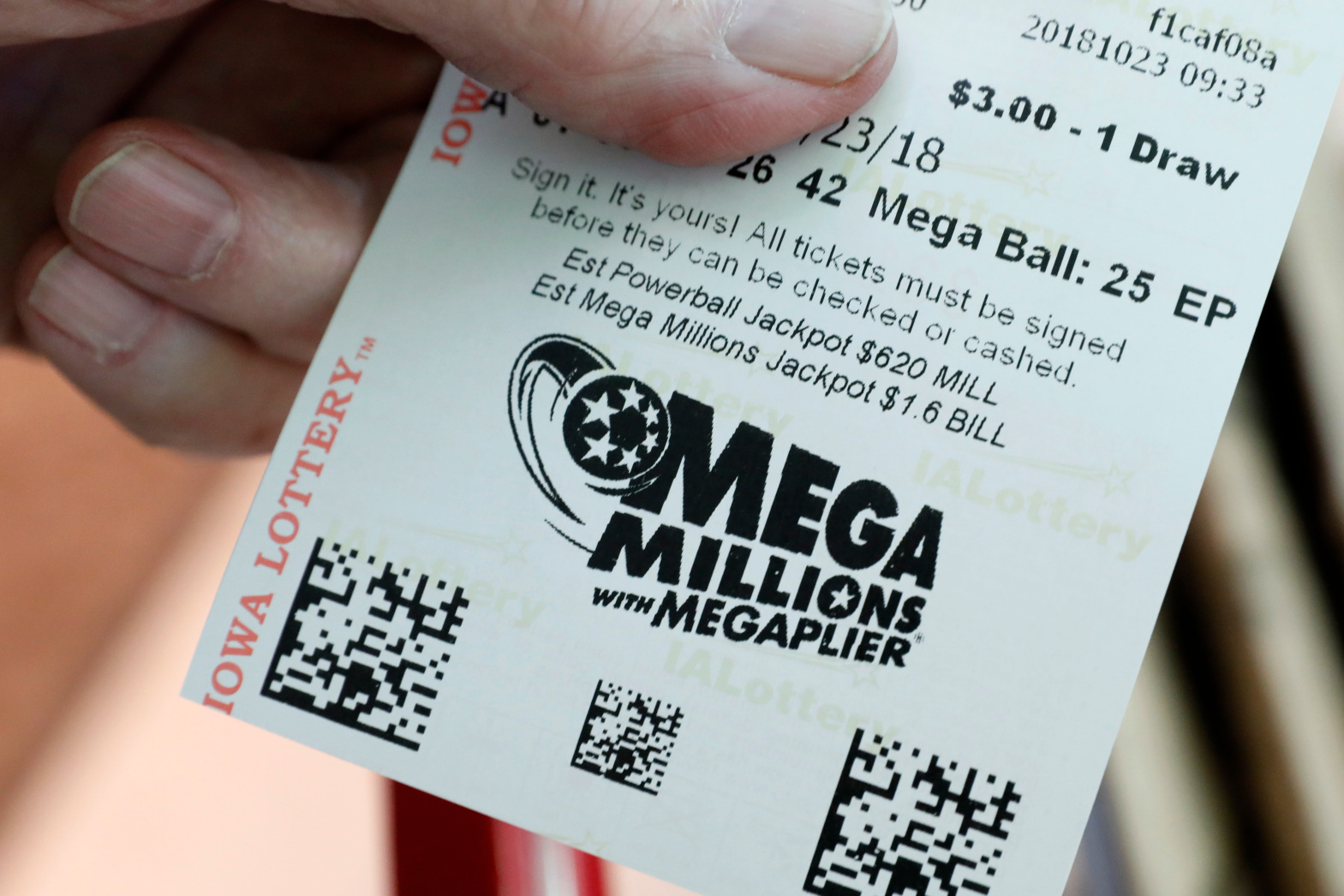 Mega Millions, Powerball combined jackpots soar above $1 billion