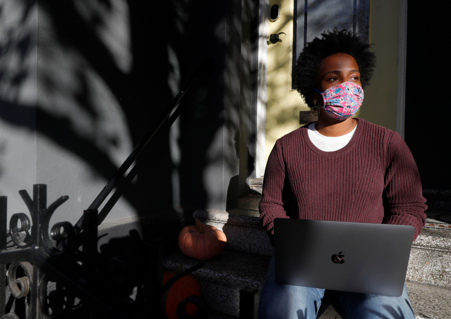 Pandemic creates “weird boom time” for some Bay Area remote workers