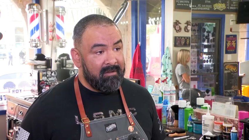 State Revokes Vacaville Barber’s License After He Broke Health Orders in Protest