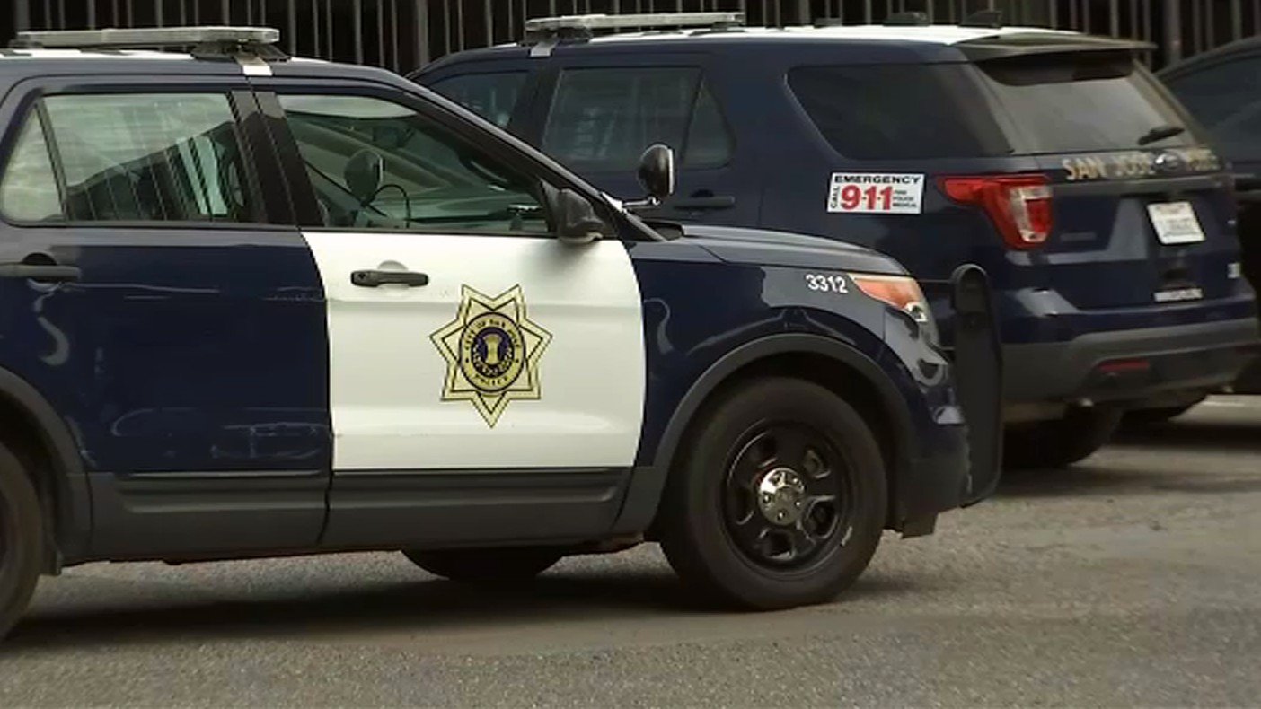 SJPD Seek Suspect in Strong-Arm Robbery Near Stevens Creek Blvd