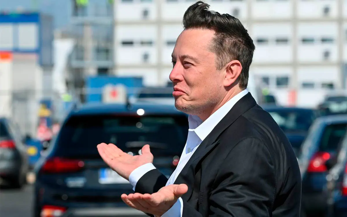 Elon Musk says he has Covid, again