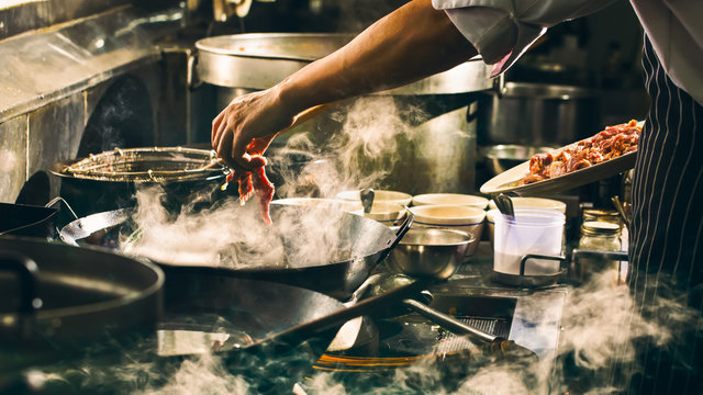 Sick workers tied to 40% of restaurant food poisonings