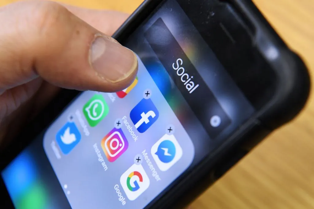 Meta to Launch Ad-Free Subscription Options for Facebook and Instagram in the UK