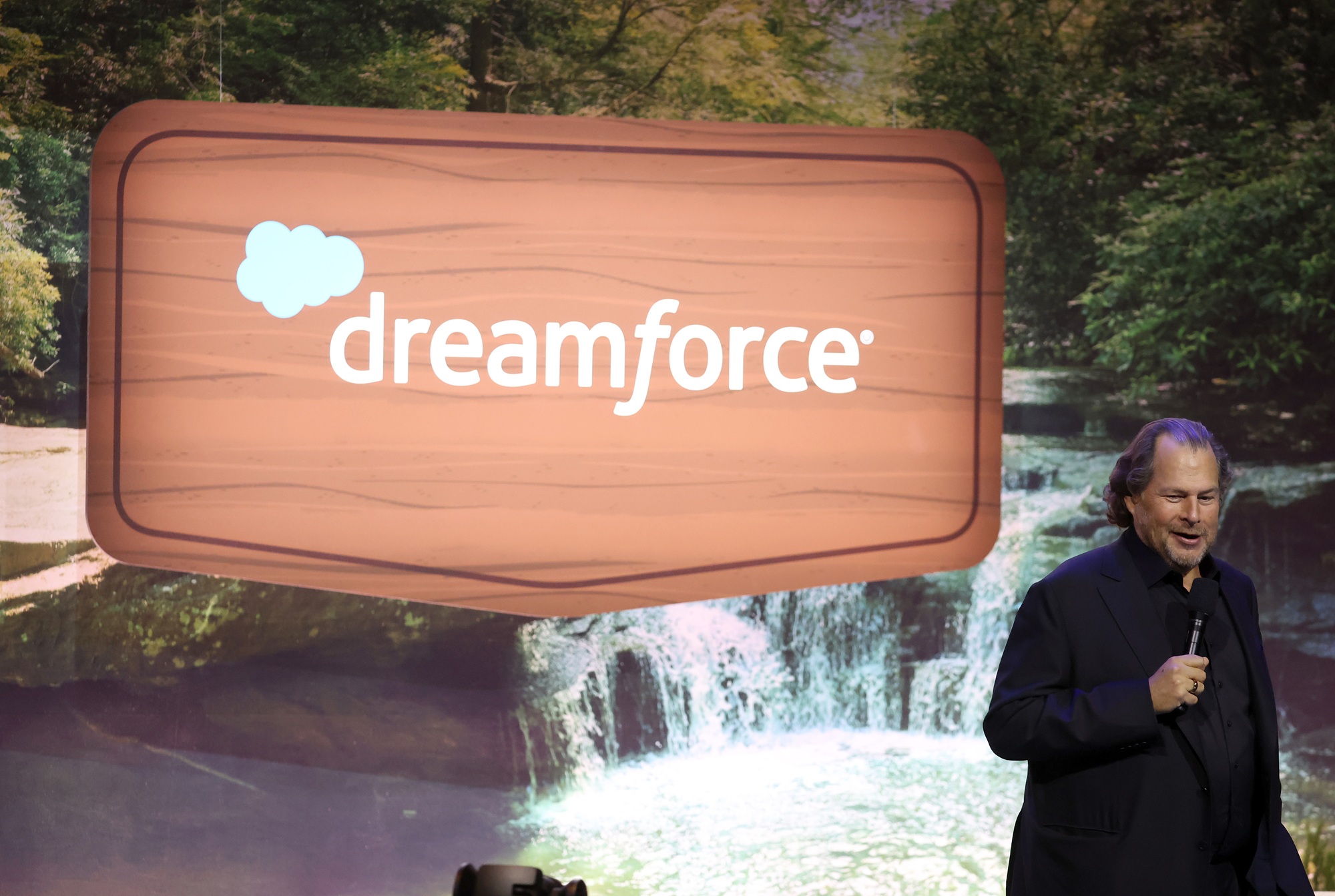 Salesforce CEO Retracts Support for National Guard Deployment in San Francisco