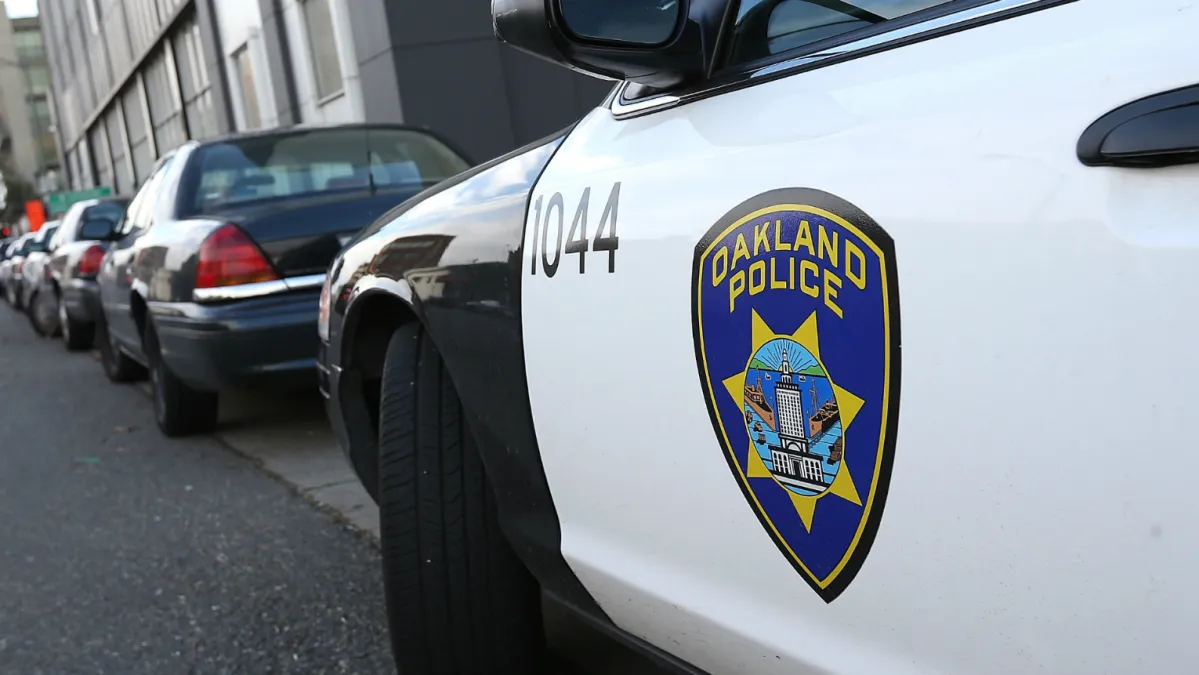 Teen injured in Oakland shooting