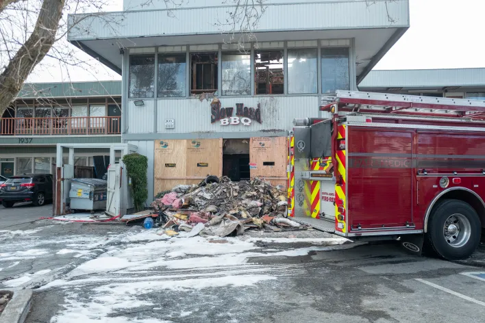 Community Rallies After Super Bowl Fire Destroys Pleasant Hill’s Slow Hand BBQ