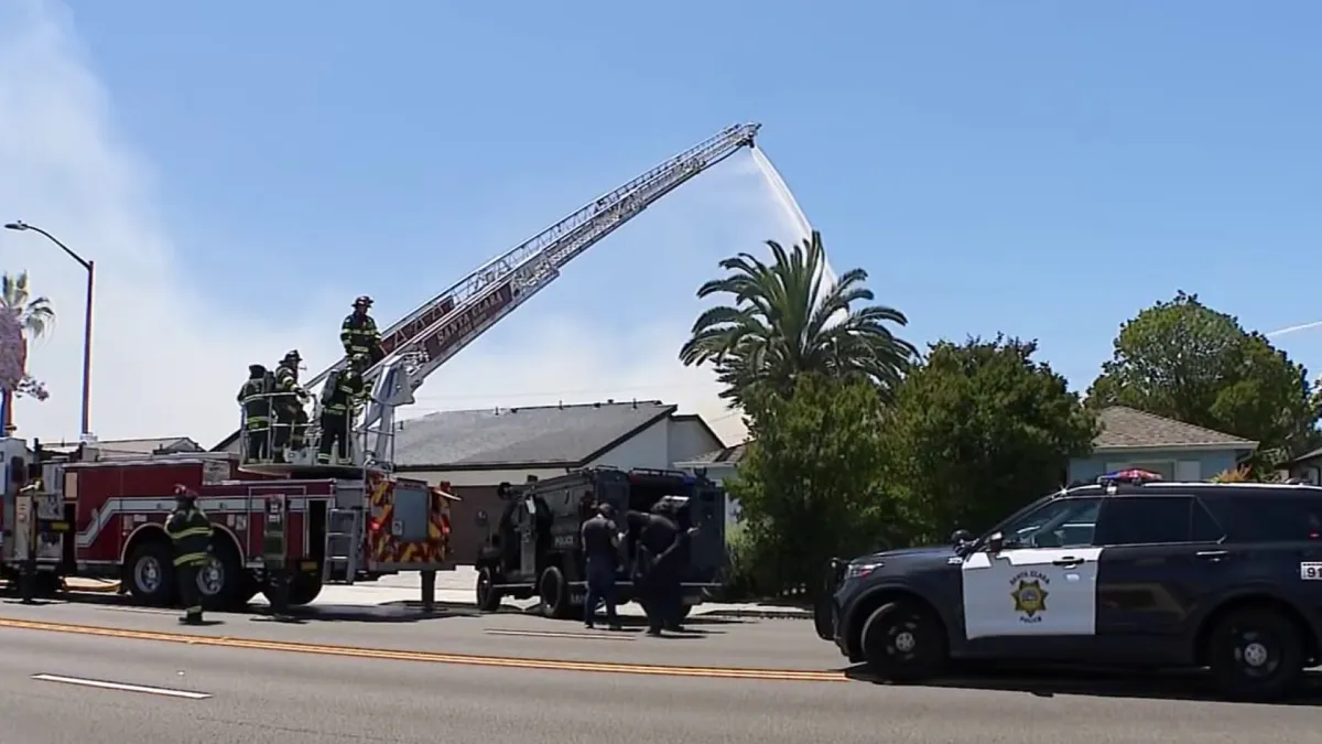 Man kills his brother and sets house on fire in Santa Clara